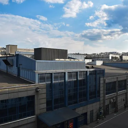 Apartment Zelazna Centre