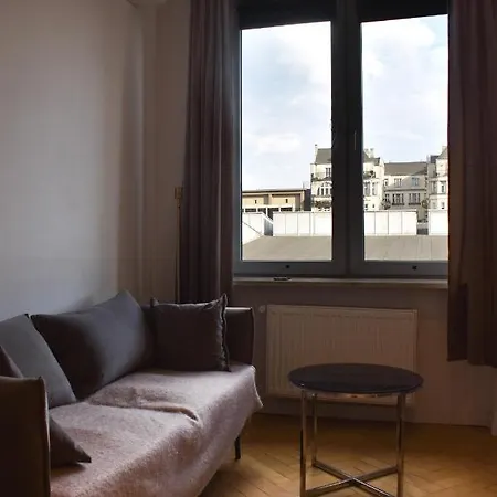 Zelazna Centre * وارسو