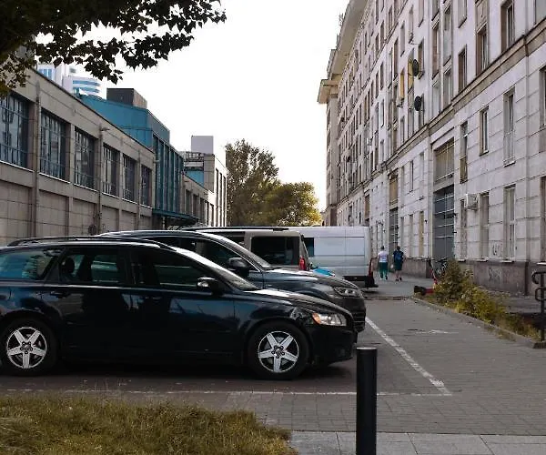 شقة Zelazna Centre