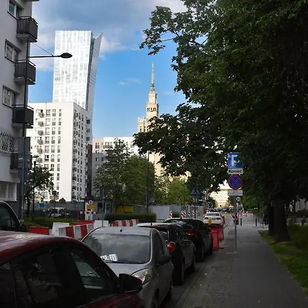 Zelazna Centre Апартаменты